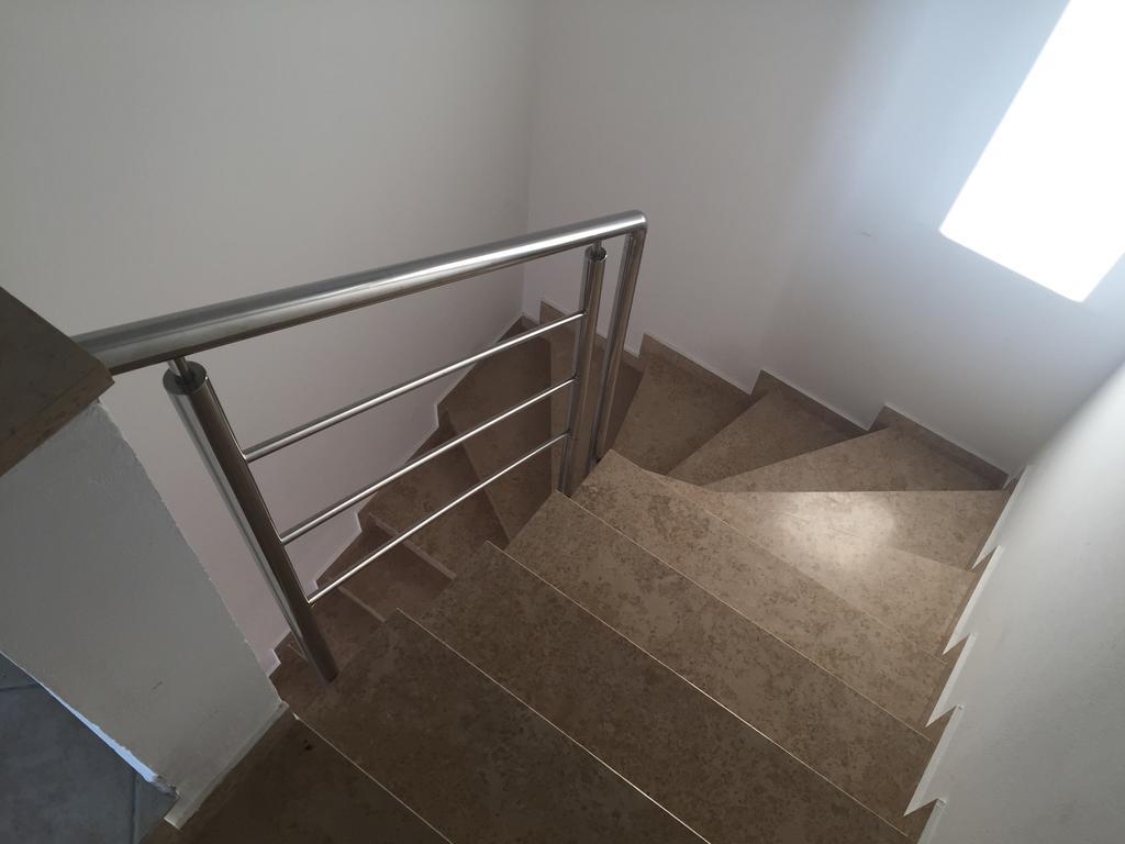 Sunny Rock Volme Apartment *